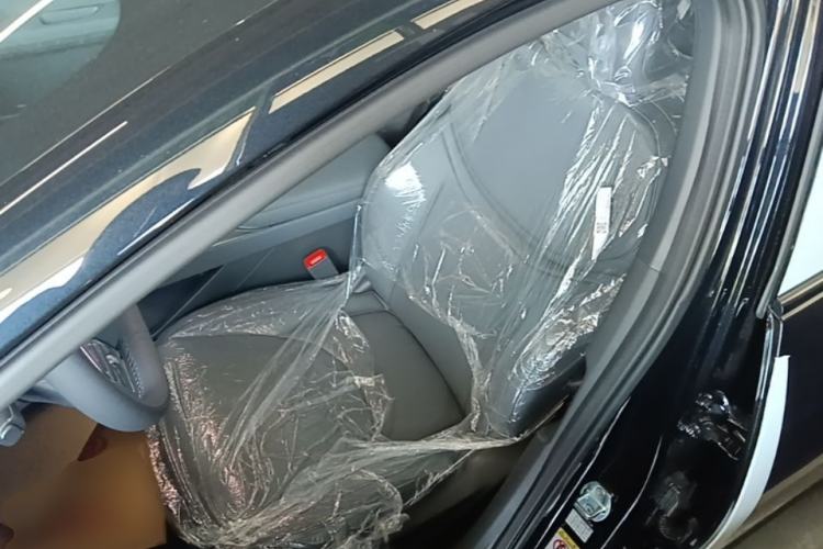 Used XPeng MONA M03 2025 620 Ultra-Long Range Plus Left Front Seat