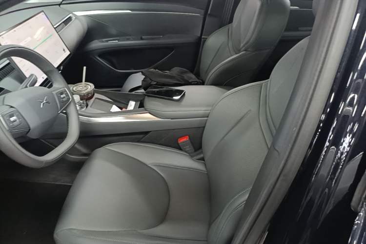 Used XPeng MONA M03 2025 600 with Ultra-Long Range Max Left Front Seat