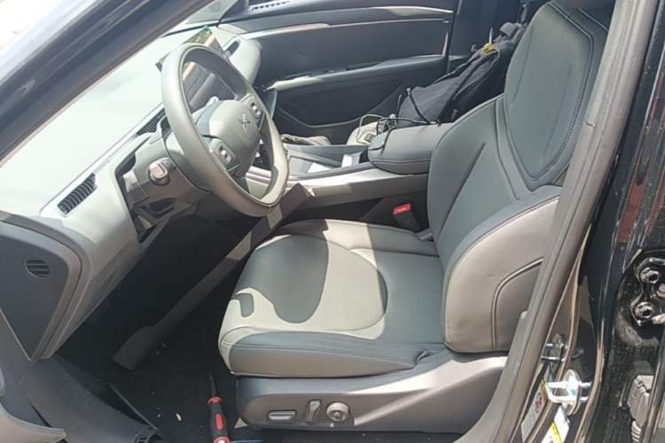 Used XPeng MONA M03 2025 600 with Ultra-Long Range Max Left Front Seat
