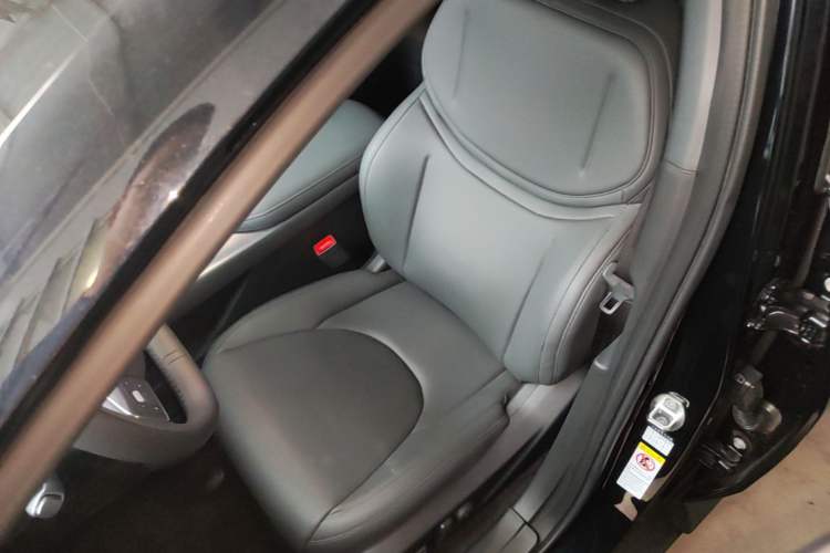 Used XPeng MONA M03 2025 502 Long-Range Max Left Front Seat