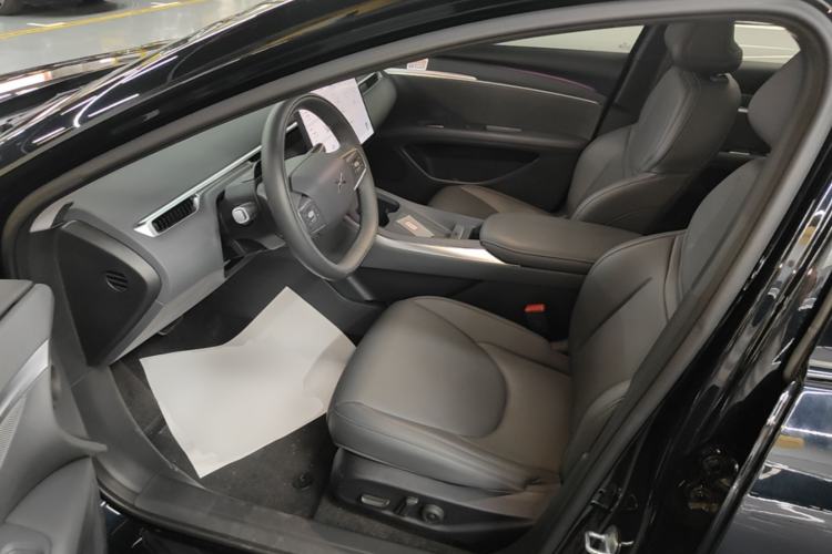 Used XPeng MONA M03 2025 600 with Ultra-Long Range Max Left Front Seat