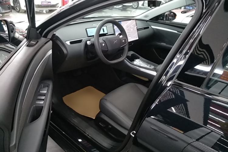Used XPeng MONA M03 2025 620 Ultra-Long Range Plus Left Front Seat