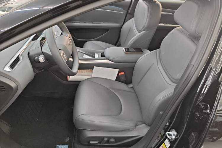 Used XPeng MONA M03 2025 600 with Ultra-Long Range Max Left Front Seat