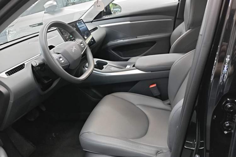 Used XPeng MONA M03 2025 600 with Ultra-Long Range Max Left Front Seat