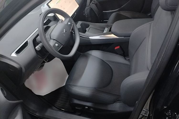 Used XPeng MONA M03 2025 620 Ultra-Long Range Plus Left Front Seat