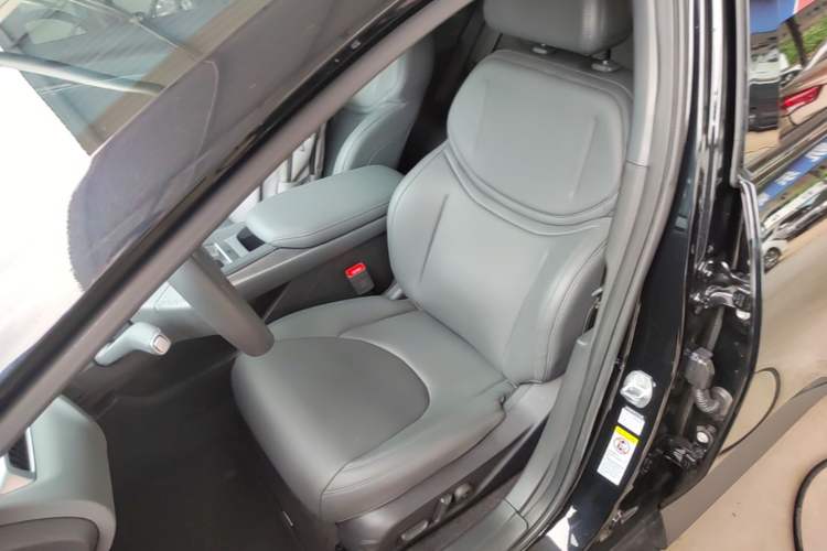Used XPeng MONA M03 2025 502 Long-Range Max Left Front Seat