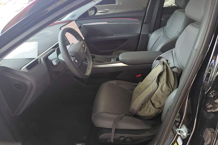 Used XPeng MONA M03 2025 502 Long-Range Max Left Front Seat