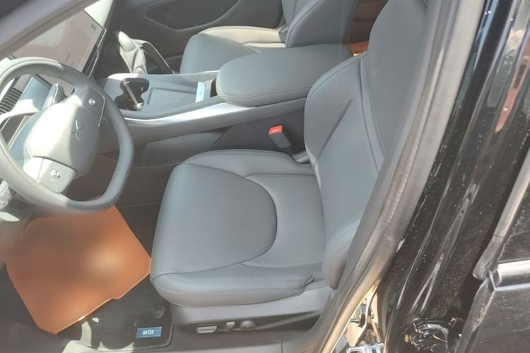Used XPeng MONA M03 2025 620 Ultra-Long Range Plus Left Front Seat