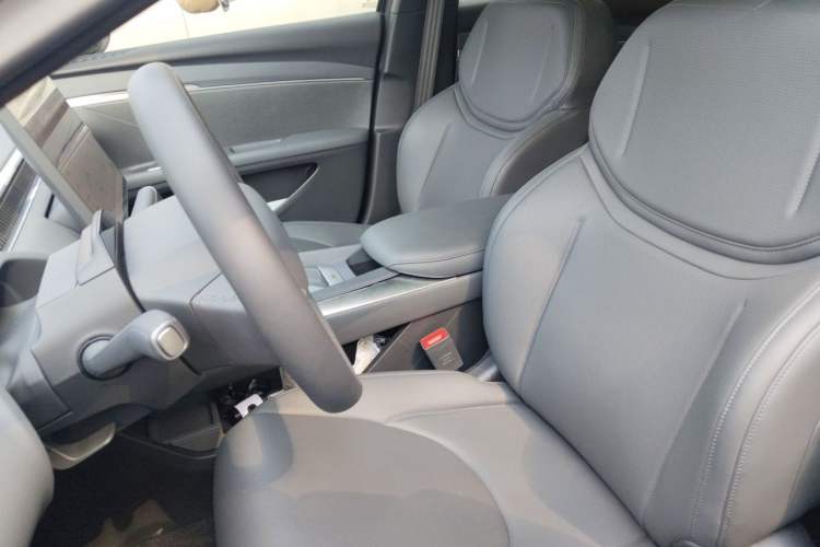 Used XPeng MONA M03 2025 515 Long-Range Plus Left Front Seat