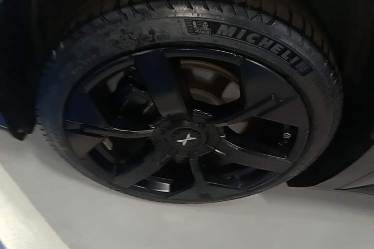 Used XPeng MONA M03 2025 600 with Ultra-Long Range Max Left Front Wheel Hub