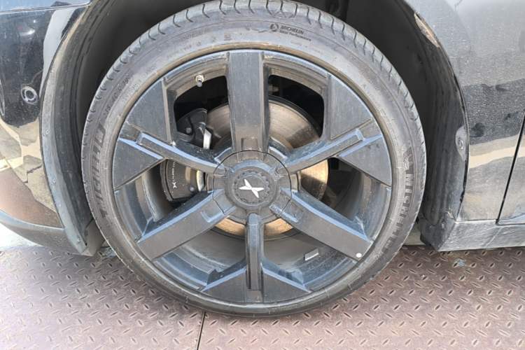 Used XPeng MONA M03 2025 600 with Ultra-Long Range Max Left Front Wheel Hub