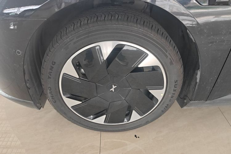 Used XPeng MONA M03 2025 600 with Ultra-Long Range Max Left Front Wheel Hub