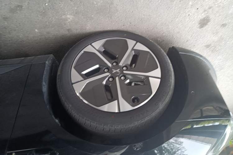 Used XPeng MONA M03 2025 620 Ultra-Long Range Plus Left Front Wheel Hub