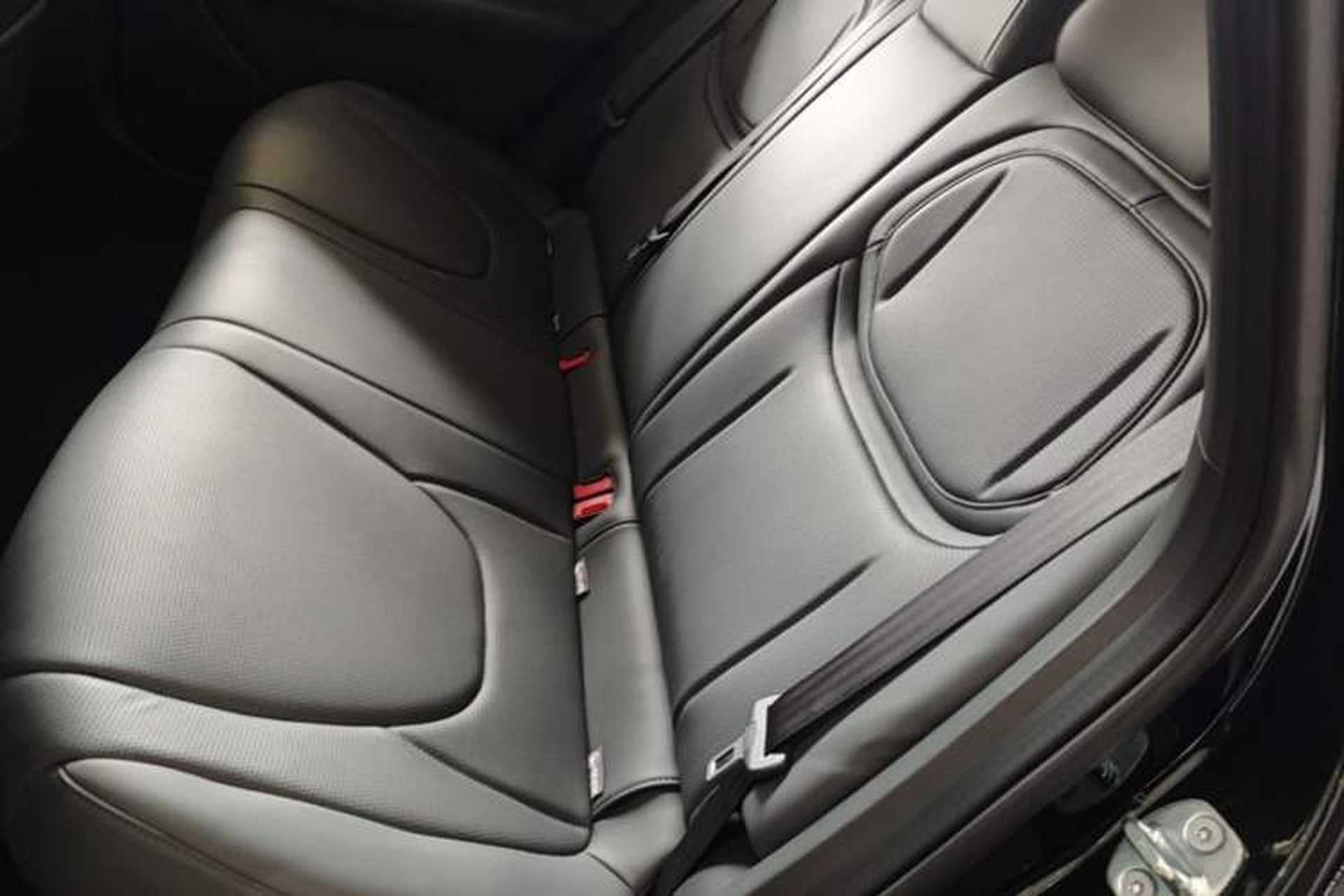 Used XPeng MONA M03 2025 600 with Ultra-Long Range Max Left Rear Seat