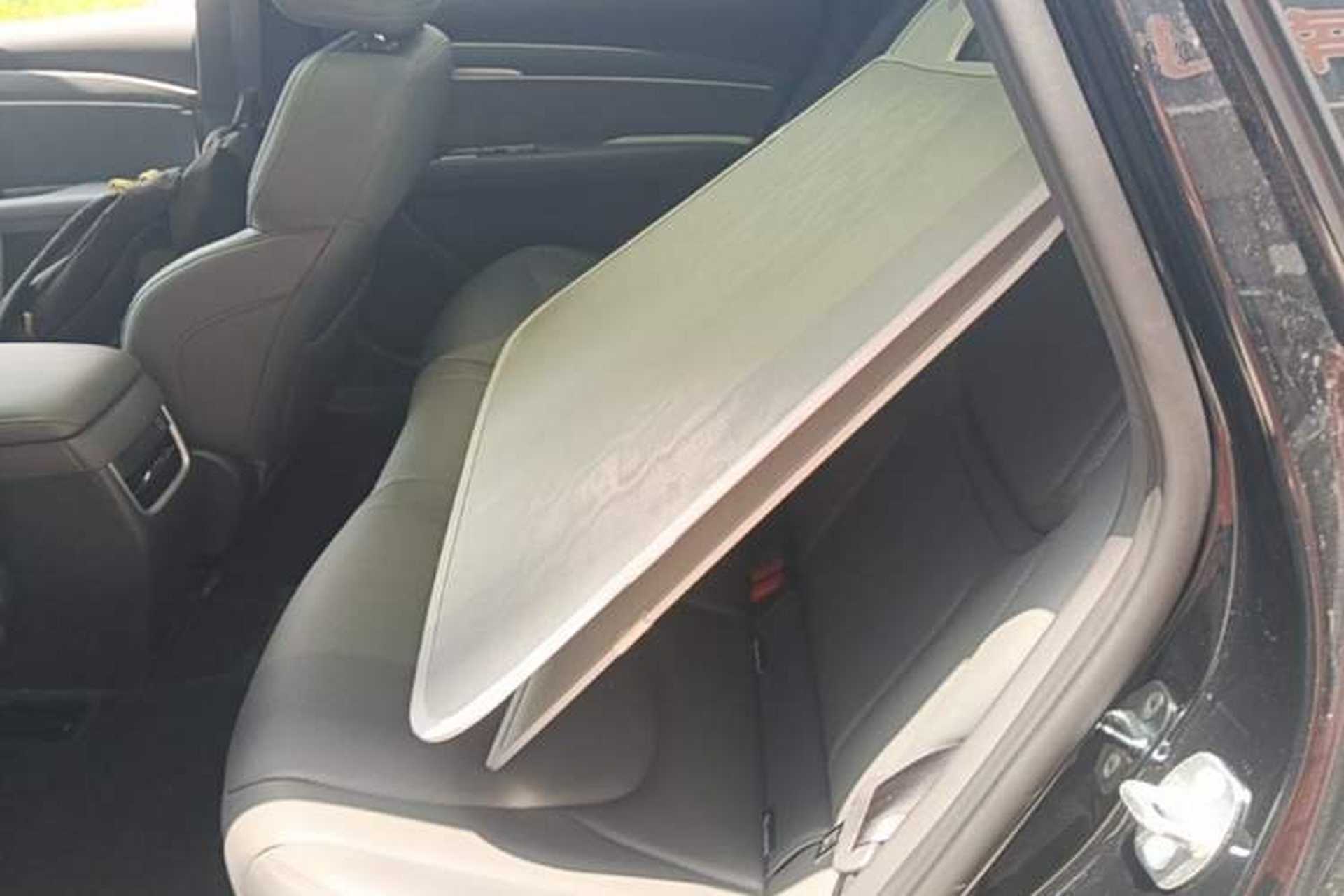 Used XPeng MONA M03 2025 600 with Ultra-Long Range Max Left Rear Seat