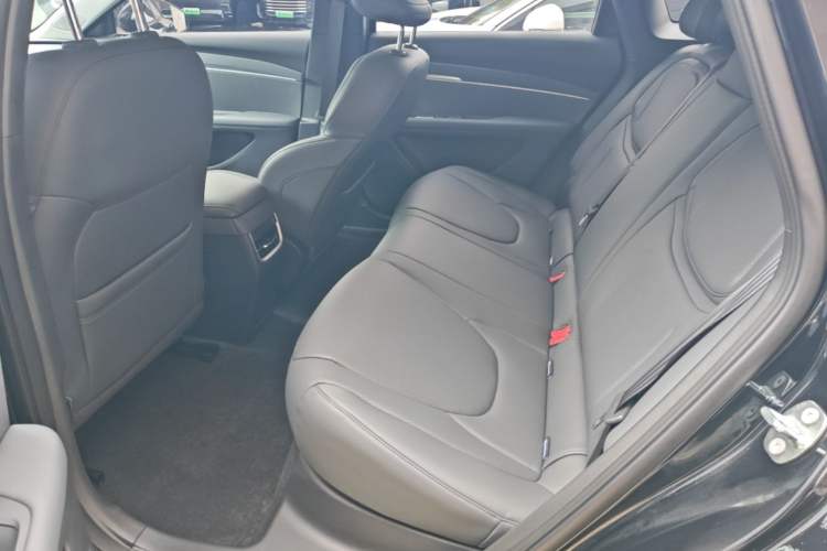Used XPeng MONA M03 2025 600 with Ultra-Long Range Max Left Rear Seat