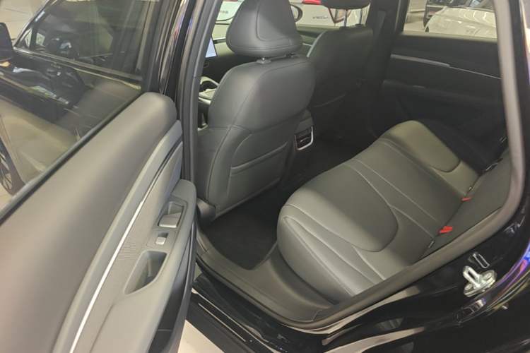 Used XPeng MONA M03 2025 620 Ultra-Long Range Plus Left Rear Seat