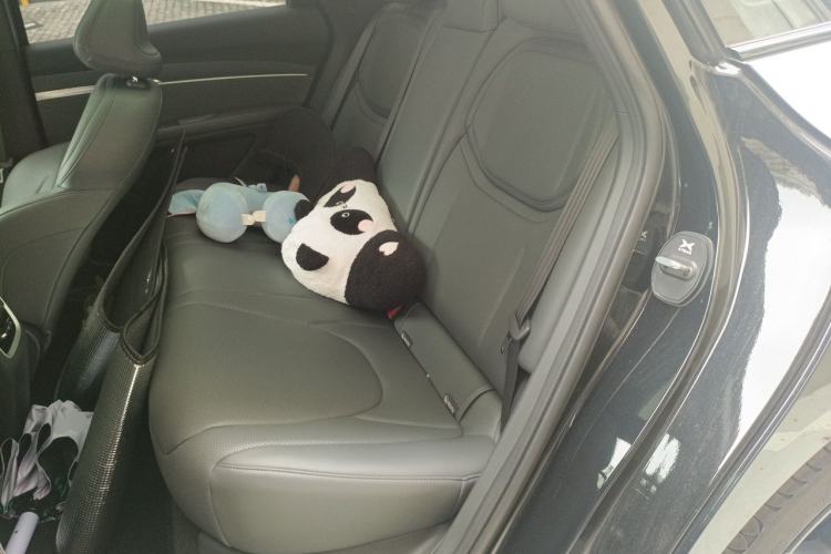 Used XPeng MONA M03 2025 600 with Ultra-Long Range Max Left Rear Seat