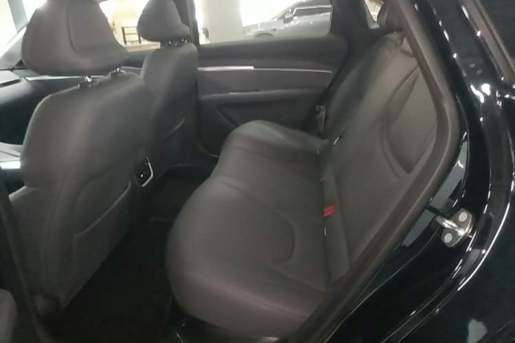 Used XPeng MONA M03 2025 600 with Ultra-Long Range Max Left Rear Seat