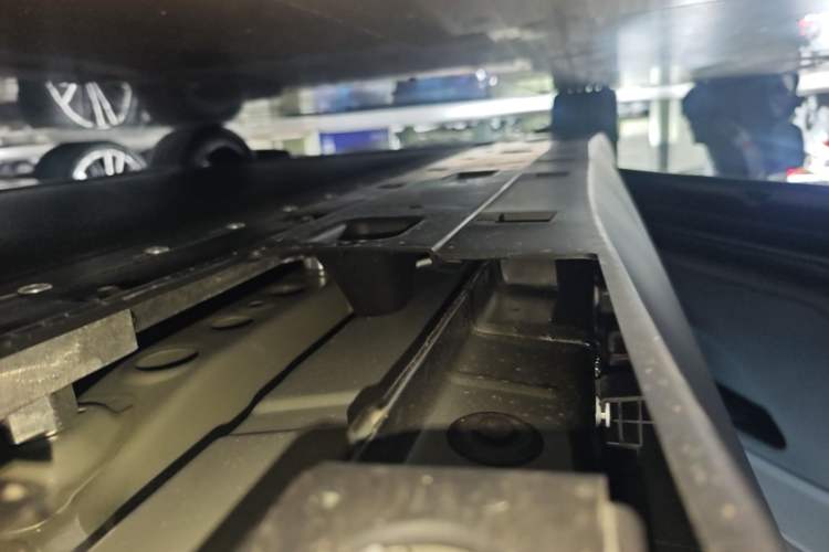 Used XPeng MONA M03 2025 502 Long-Range Max Left Side Sill