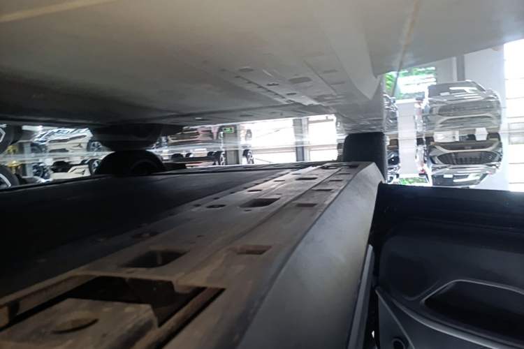 Used XPeng MONA M03 2025 620 Ultra-Long Range Plus Left Side Sill