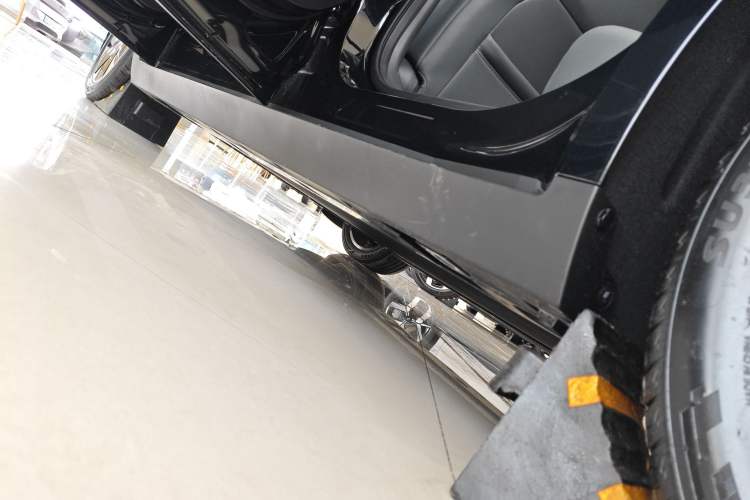 Used XPeng MONA M03 2025 600 with Ultra-Long Range Max Left Side Sill