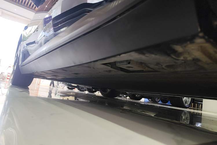 Used XPeng MONA M03 2025 600 with Ultra-Long Range Max Left Side Sill
