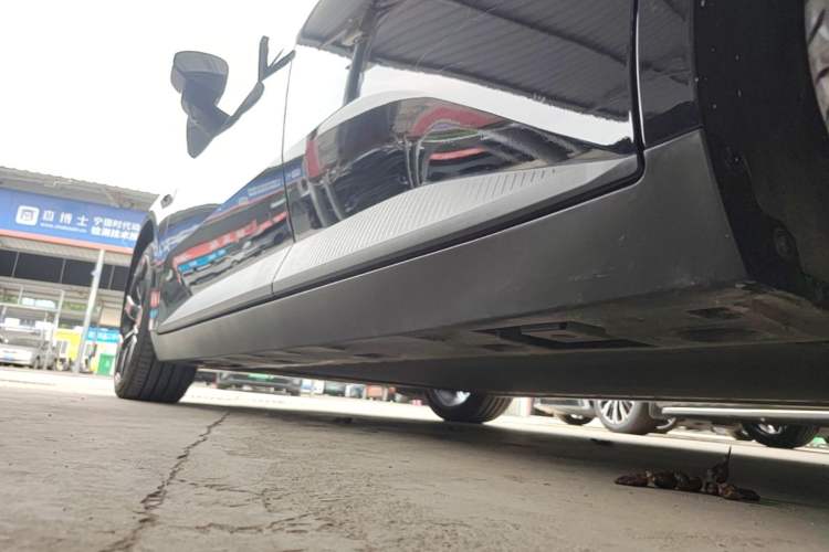 Used XPeng MONA M03 2025 600 with Ultra-Long Range Max Left Side Sill