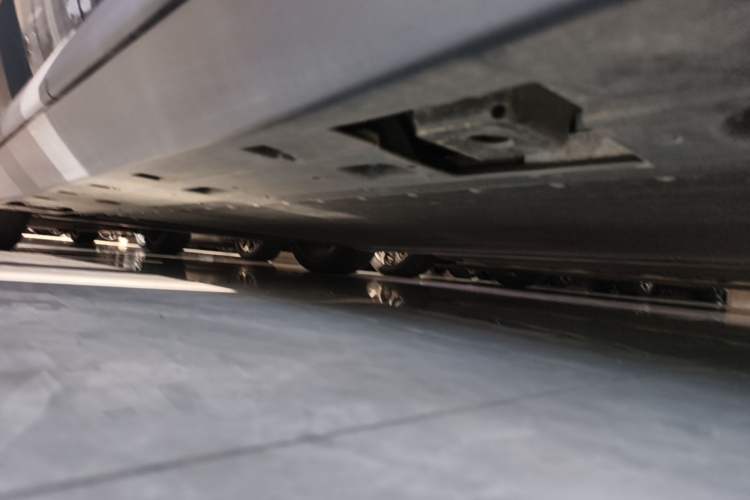 Used XPeng MONA M03 2025 600 with Ultra-Long Range Max Left Side Sill