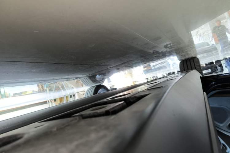 Used XPeng MONA M03 2025 600 with Ultra-Long Range Max Left Side Sill