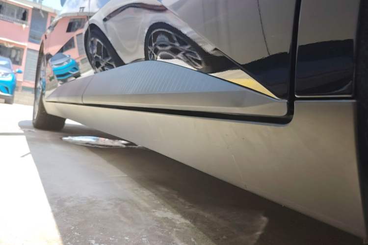 Used XPeng MONA M03 2025 620 Ultra-Long Range Plus Left Side Sill
