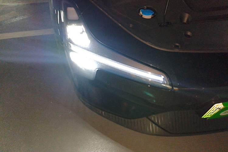 Used XPeng MONA M03 2025 502 Long-Range Max Right Front Headlight