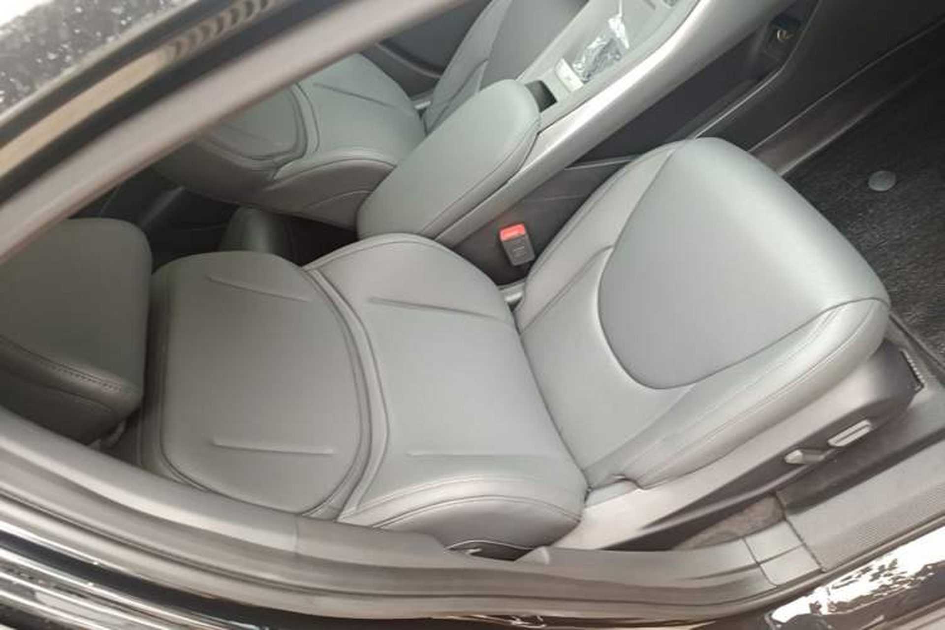Used XPeng MONA M03 2025 600 with Ultra-Long Range Max Right Front Seat