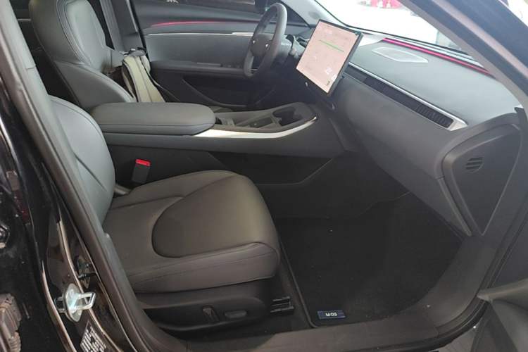 Used XPeng MONA M03 2025 502 Long-Range Max Right Front Seat