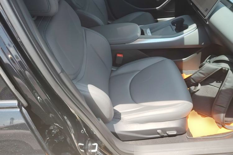Used XPeng MONA M03 2025 620 Ultra-Long Range Plus Right Front Seat