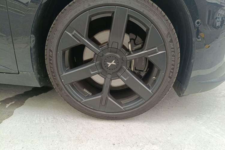 Used XPeng MONA M03 2025 600 with Ultra-Long Range Max Right Front Wheel Hub