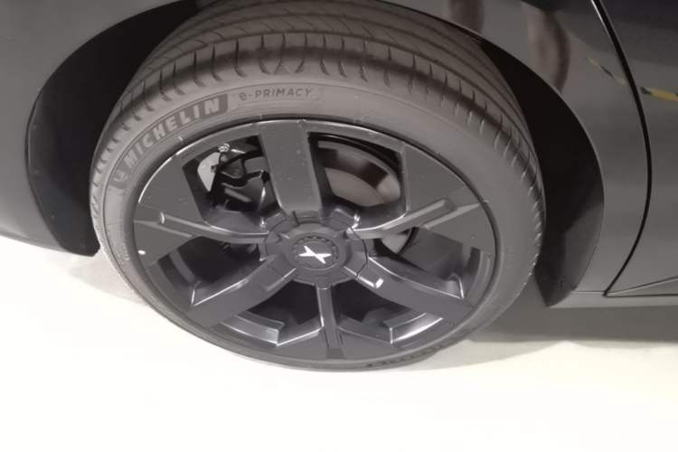 Used XPeng MONA M03 2025 502 Long-Range Max Right Rear Wheel Hub