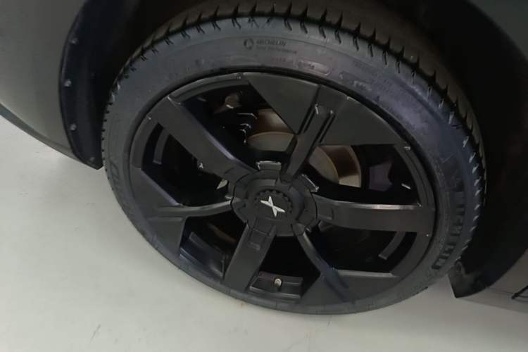 Used XPeng MONA M03 2025 600 with Ultra-Long Range Max Right Rear Wheel Hub