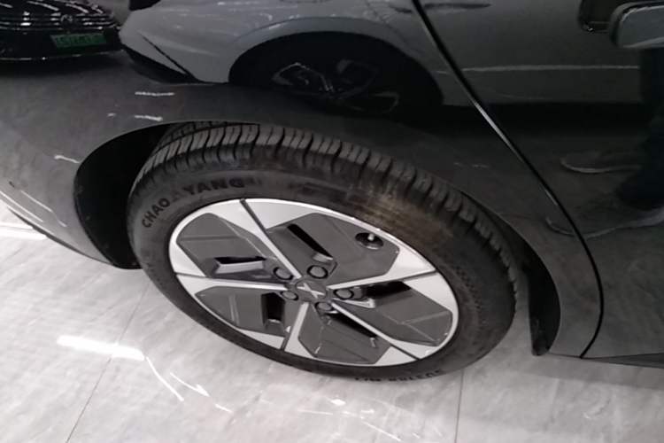 Used XPeng MONA M03 2025 620 Ultra-Long Range Plus Right Rear Wheel Hub