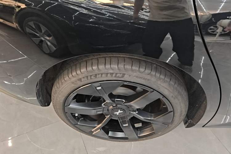 Used XPeng MONA M03 2025 600 with Ultra-Long Range Max Right Rear Wheel Hub
