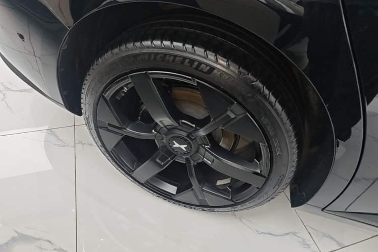 Used XPeng MONA M03 2025 600 with Ultra-Long Range Max Right Rear Wheel Hub