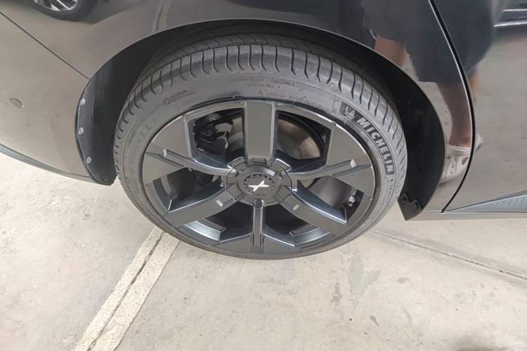 Used XPeng MONA M03 2025 600 with Ultra-Long Range Max Right Rear Wheel Hub