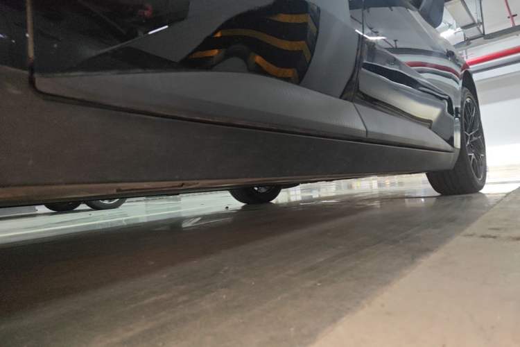 Used XPeng MONA M03 2025 620 Ultra-Long Range Plus Right Side Sill