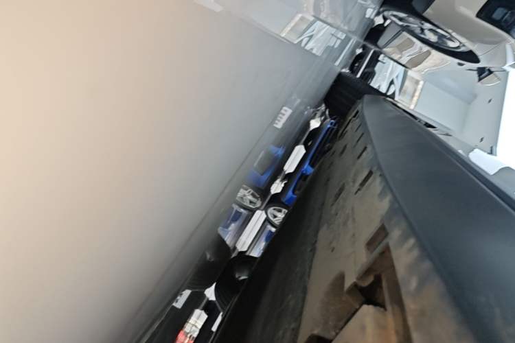 Used XPeng MONA M03 2025 600 with Ultra-Long Range Max Right Side Sill
