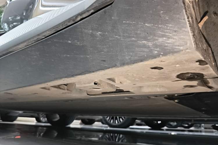 Used XPeng MONA M03 2025 600 with Ultra-Long Range Max Right Side Sill