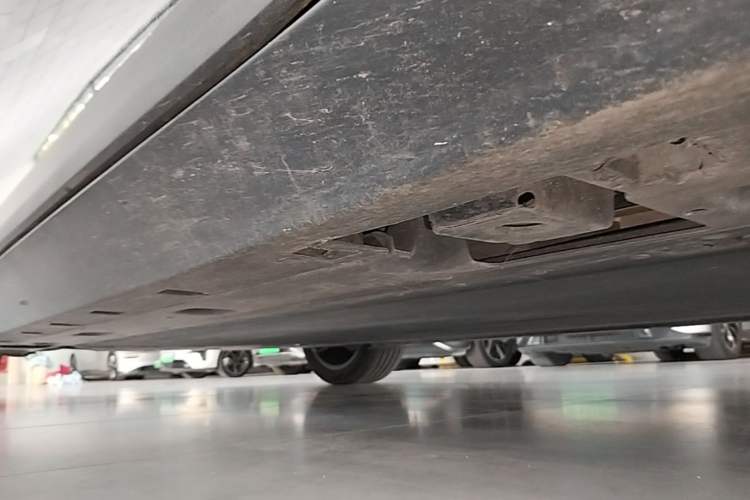 Used XPeng MONA M03 2025 600 with Ultra-Long Range Max Right Side Sill