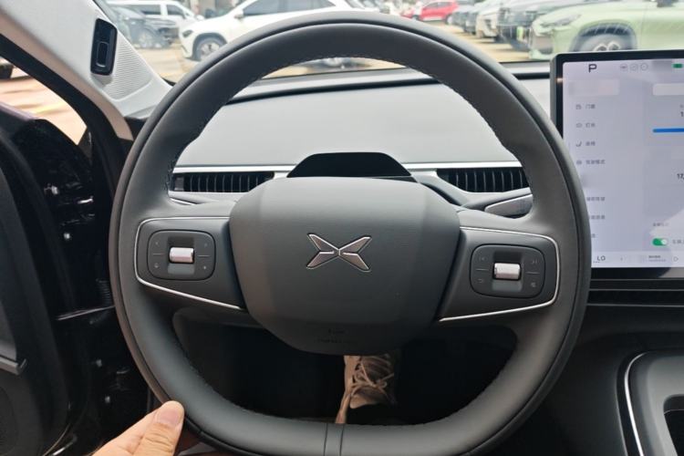 Used XPeng MONA M03 2025 600 with Ultra-Long Range Max Steering Wheel