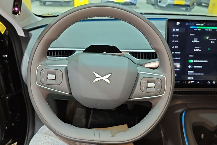 Used XPeng MONA M03 2025 600 with Ultra-Long Range Max Steering Wheel