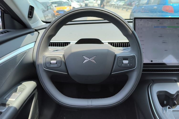 Used XPeng MONA M03 2025 600 with Ultra-Long Range Max Steering Wheel