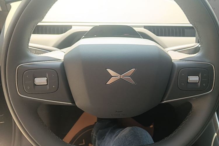 Used XPeng MONA M03 2025 600 with Ultra-Long Range Max Steering Wheel